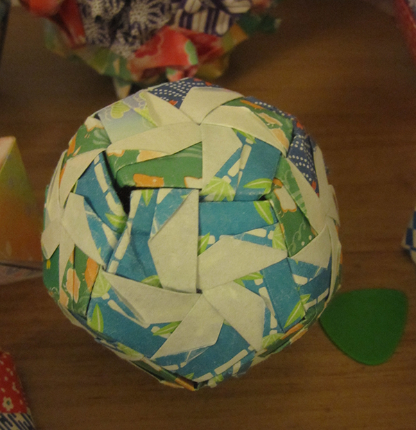 Pinwheel dodecahedron