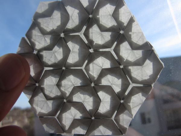 Aperiodic Chevron Tessellation