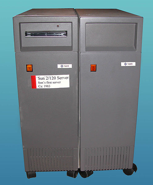 A sun2/110 server with separate SMD drive rack, circa 1987