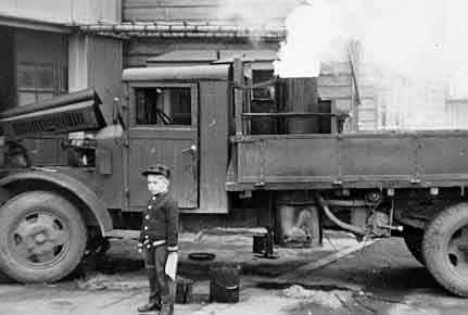 Japanese coal-gas powered truck