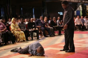 tb-joshua-prays-for-jude